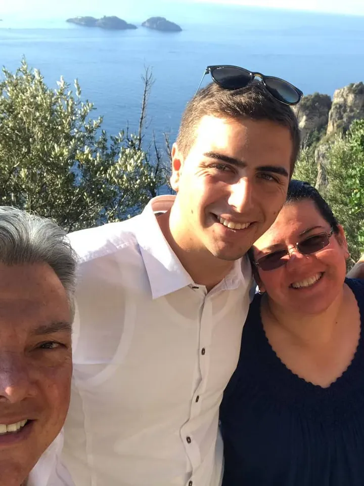 Enjoying the last sunny days with this beautiful family 🌞
#stillworking #amalficoast #ravello #amalfi #Positano #privat…